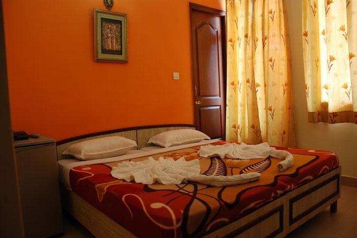Oyo 7216 Kris Resort Goa Exterior foto